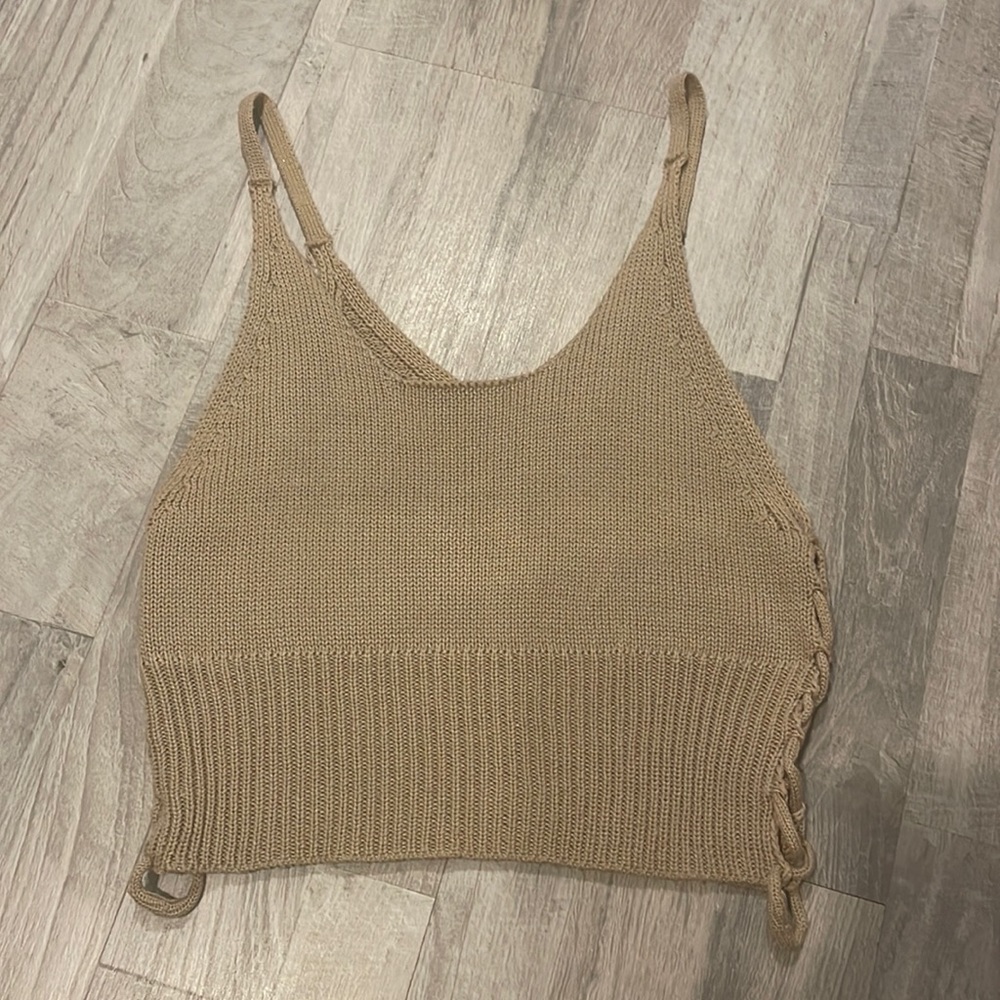 LA Hearts Braided Side Crop Top